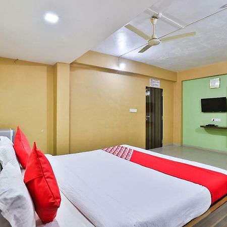 Oyo 24833 Hotel Silver Daman Eksteriør bilde