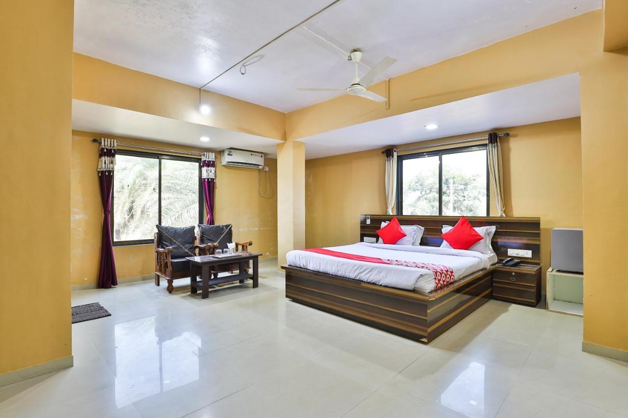Oyo 24833 Hotel Silver Daman Eksteriør bilde