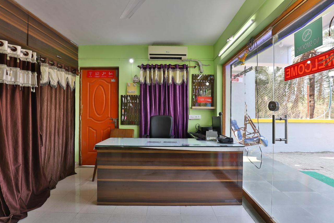 Oyo 24833 Hotel Silver Daman Eksteriør bilde