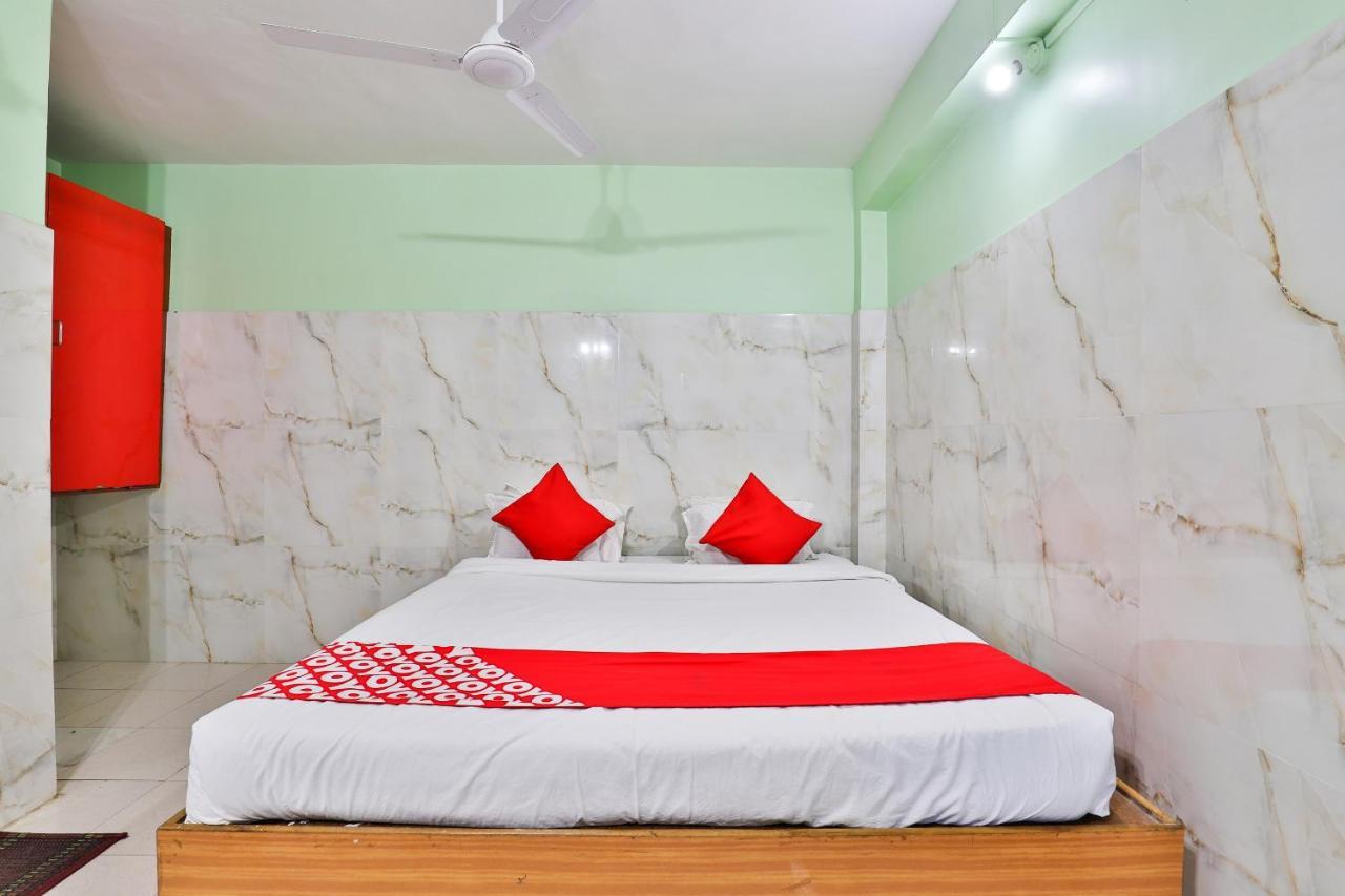 Oyo 24833 Hotel Silver Daman Eksteriør bilde