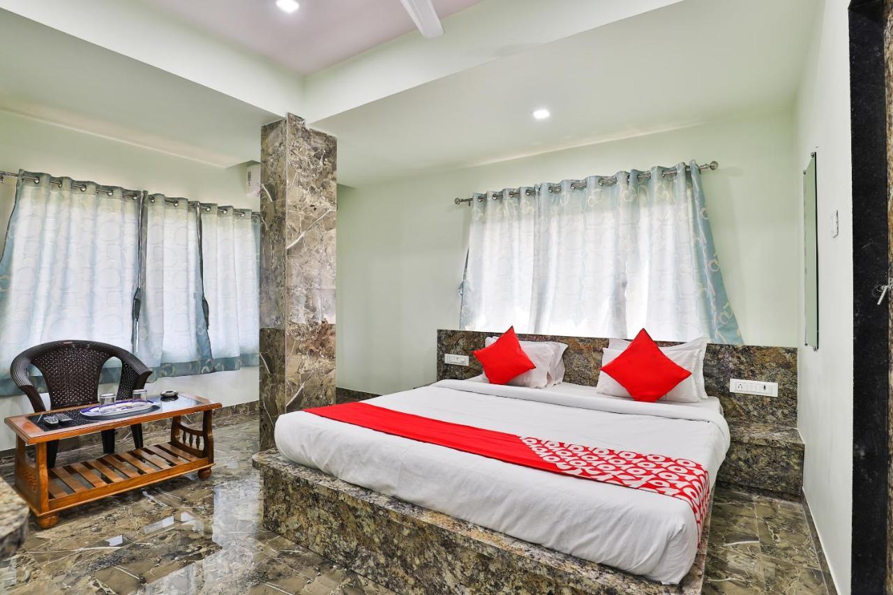 Oyo 24833 Hotel Silver Daman Eksteriør bilde