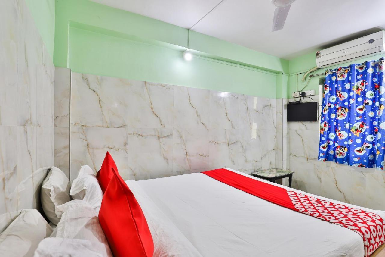 Oyo 24833 Hotel Silver Daman Eksteriør bilde
