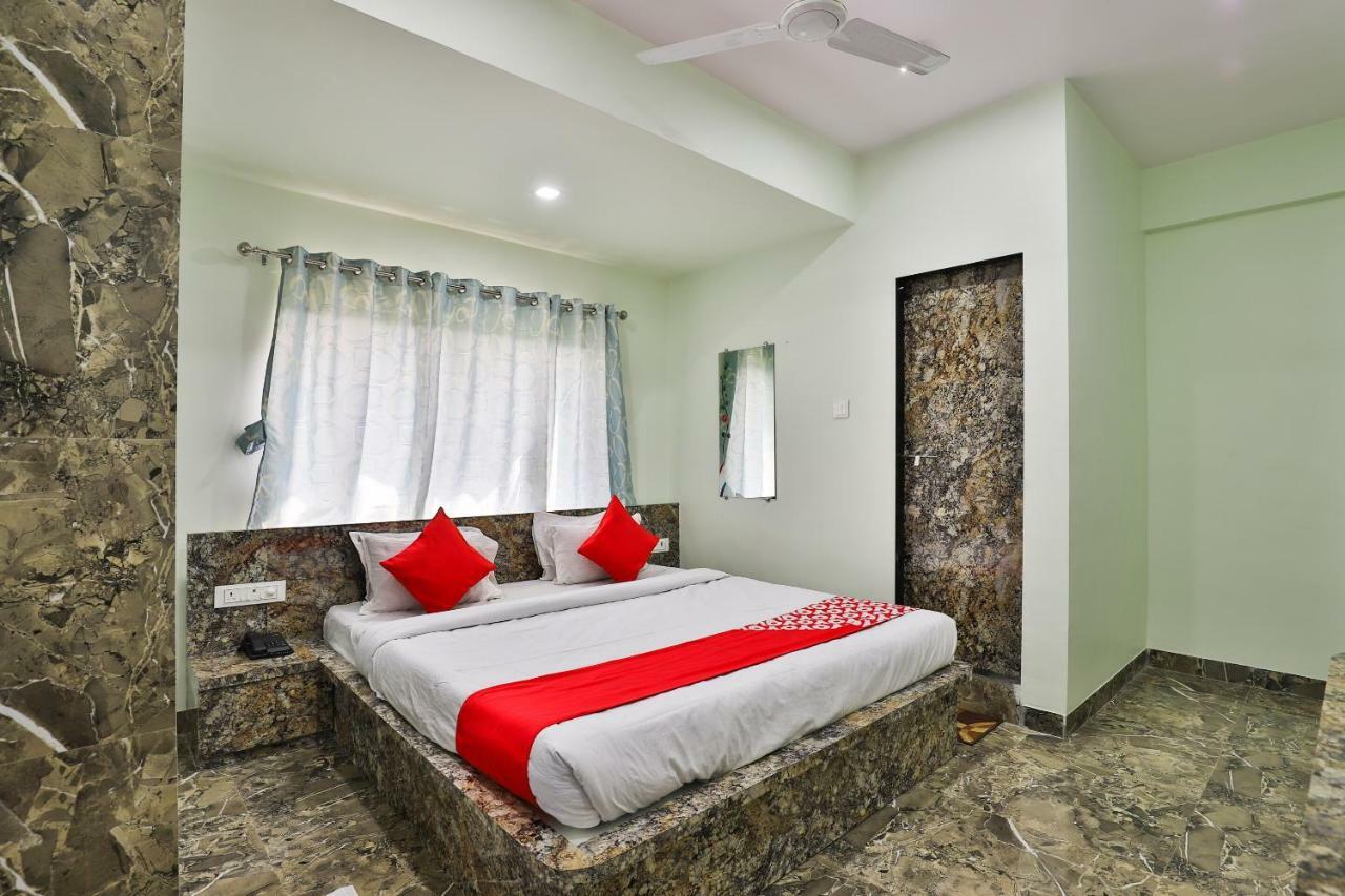 Oyo 24833 Hotel Silver Daman Eksteriør bilde